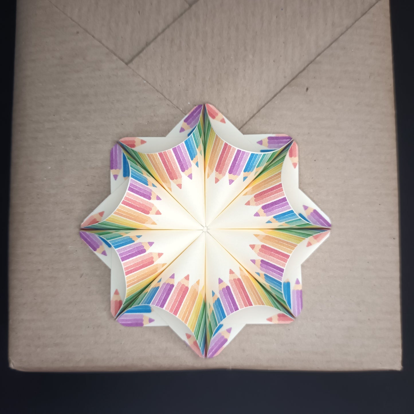 Motivpapier Buntstifte (Motiv 2)