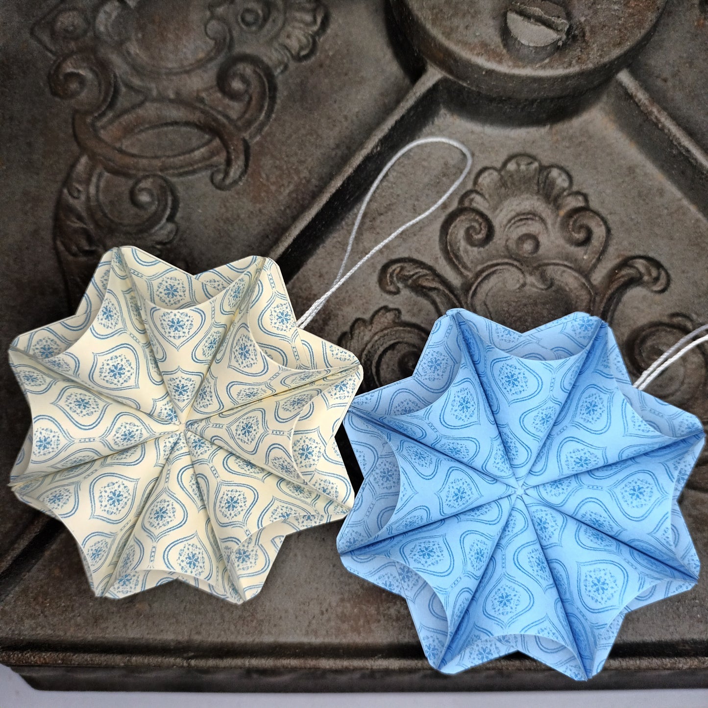Motivpapier Ornamente (Motiv 1) in blauem Druck