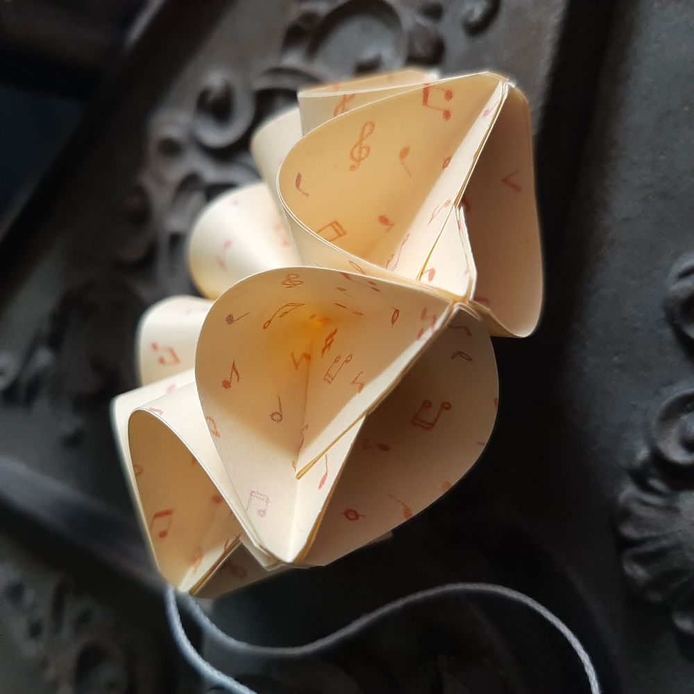 Dekoanhänger Noten bunt