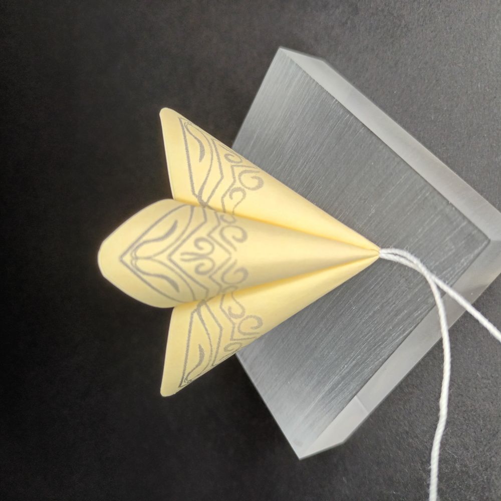 Anhänger Glockenblume Zierranke grau