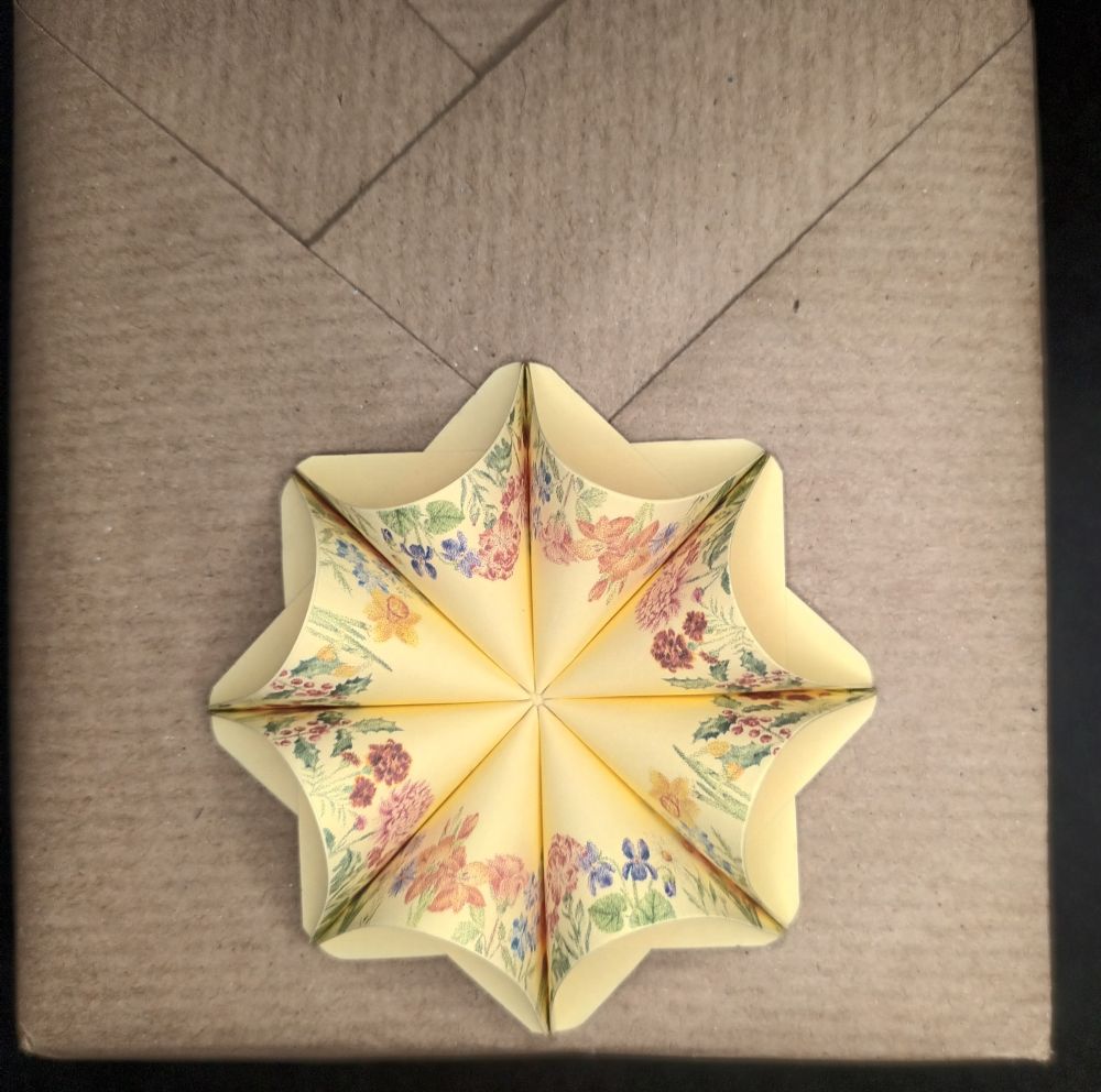Motivpapier Blumenranke