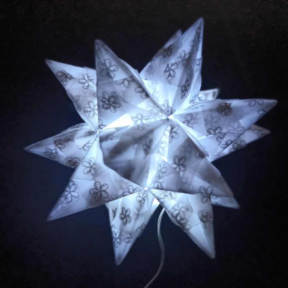 Transparentpapier kleine Blümchen