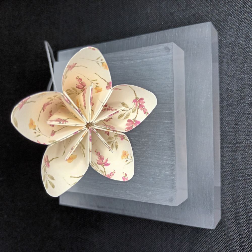 Motivpapier Blümchen in rosa und gelb