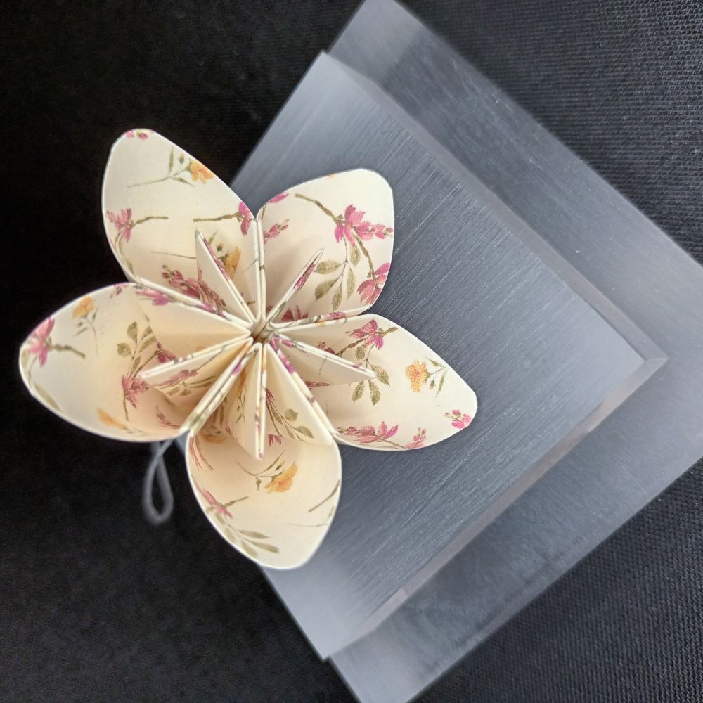 Motivpapier Blümchen in rosa und gelb