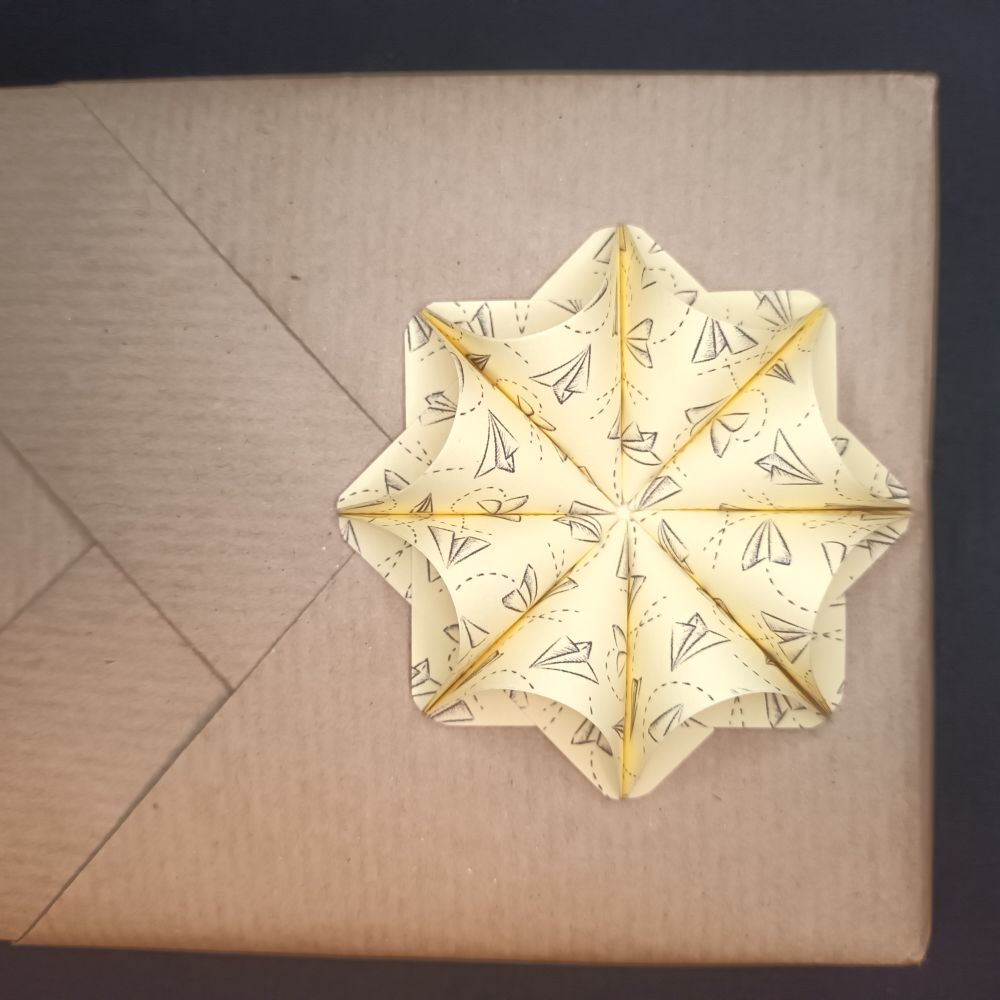 Motivpapier Papierflieger