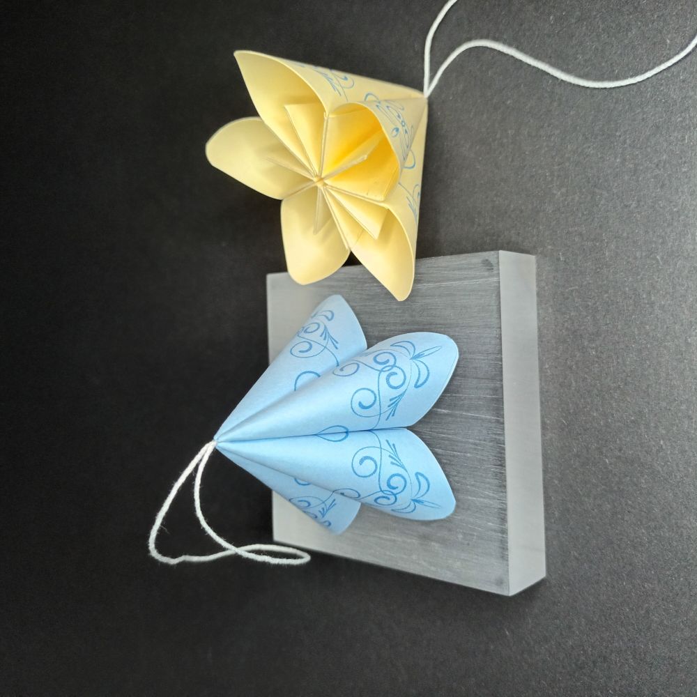 Motivpapier zarte Ranken blau (Motiv 2)