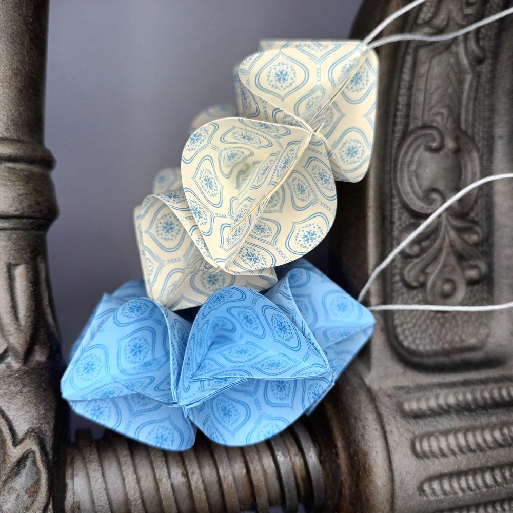 Motivpapier Ornamente (Motiv 1) in blauem Druck