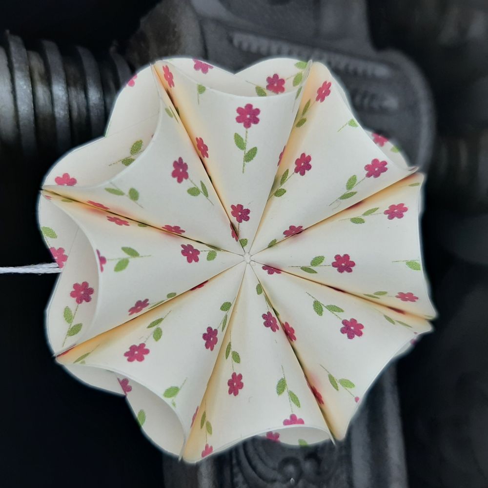 Motivpapier kleine Blümchen