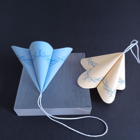 Anhänger Glockenblume zarte Ranken blau