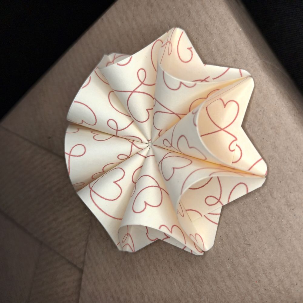 Motivpapier Herzlinie creme