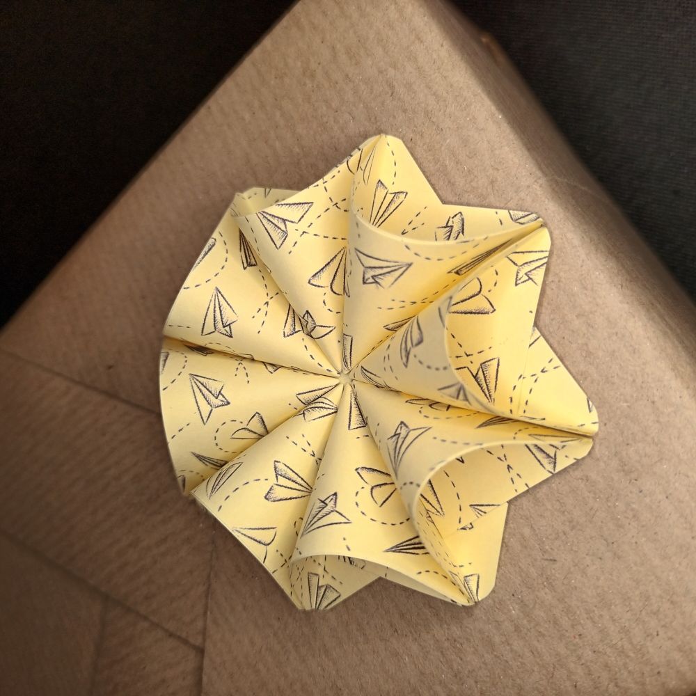 Motivpapier Papierflieger