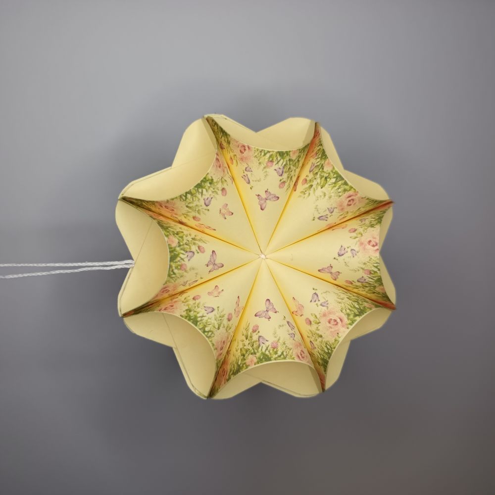 Motivpapier Schmetterlinge mit Blumenwiese